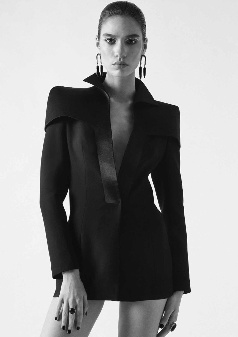 Alize Cekic book photo