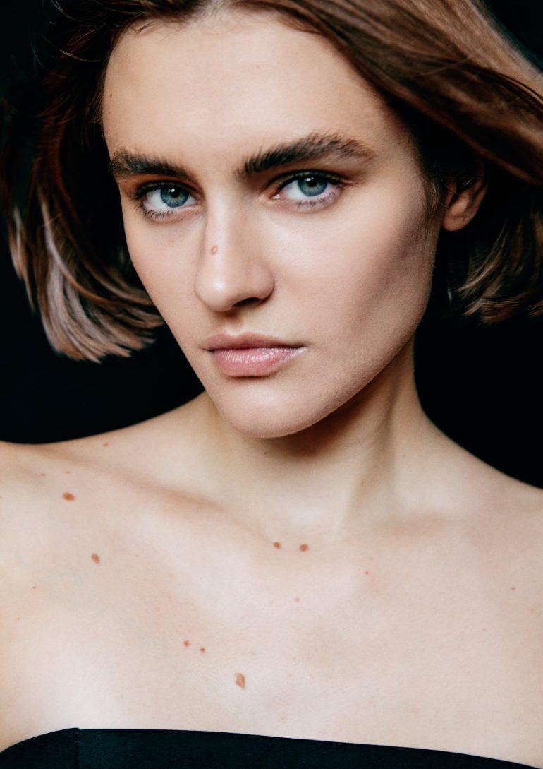 Victoria Vedi book photo