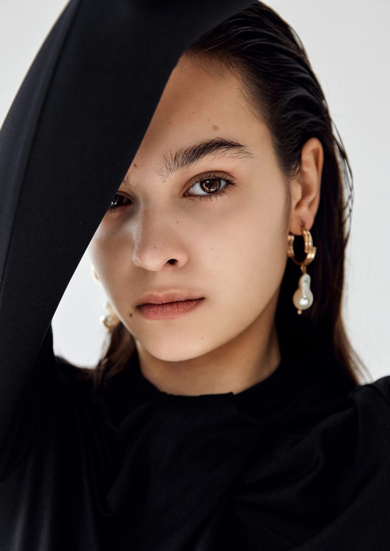 Angelina V book photo