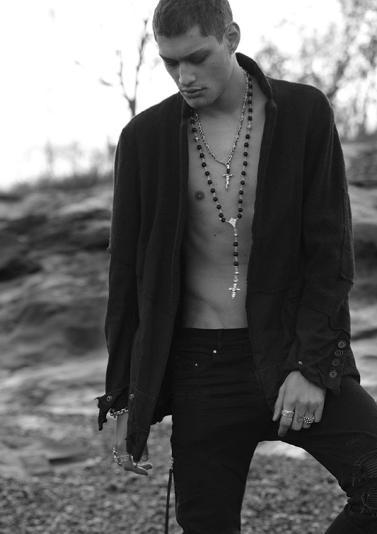 Iago Santibanez book photo