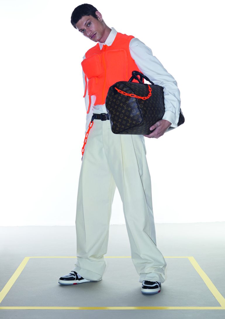 Iago Santibanez book photo