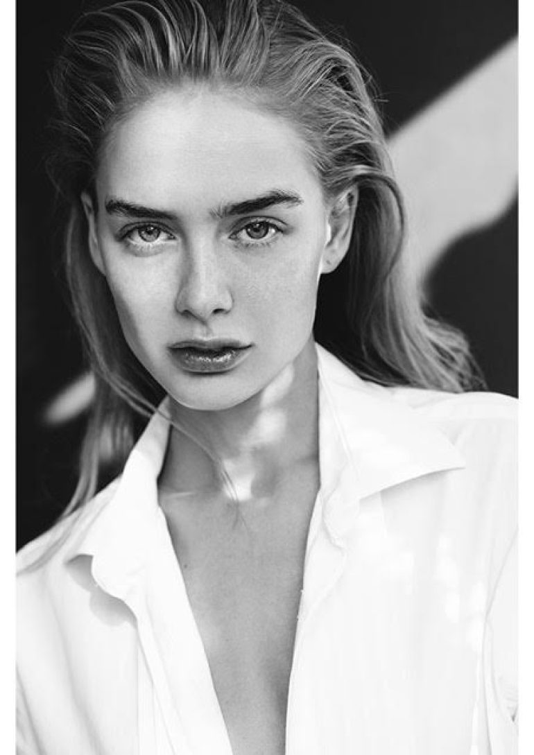 Eva book photo
