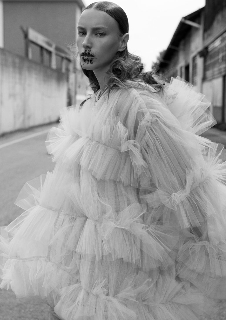 Valeria Miro book photo