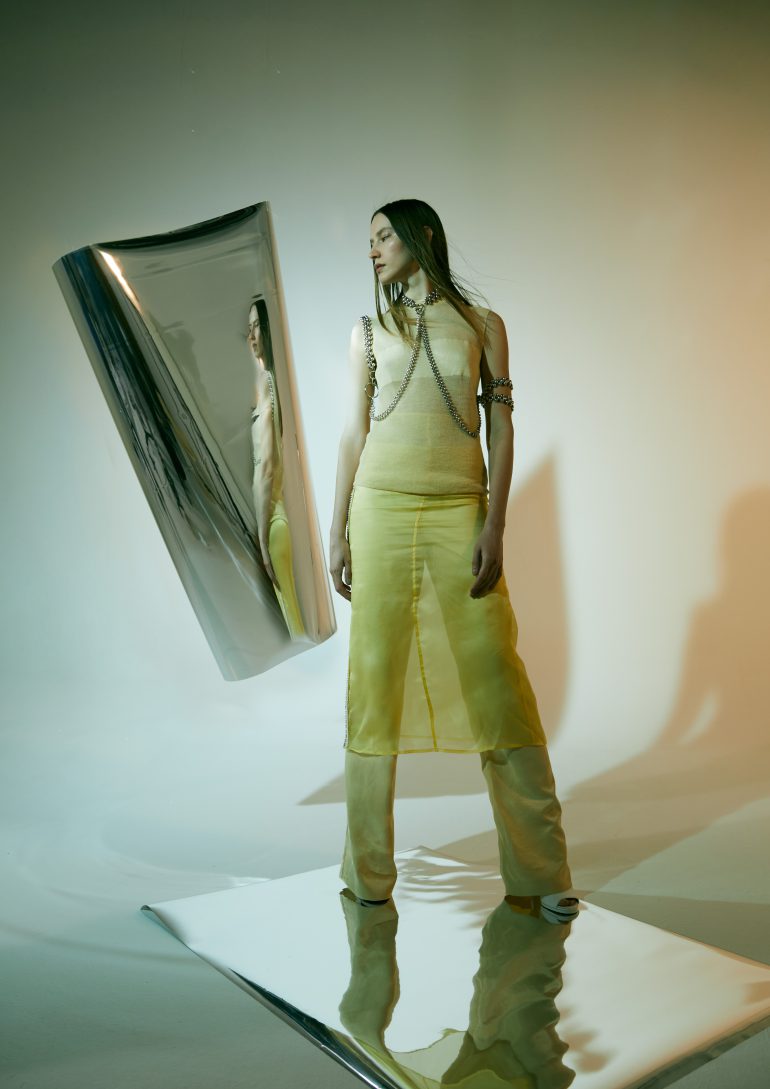 Valeria Miro book photo