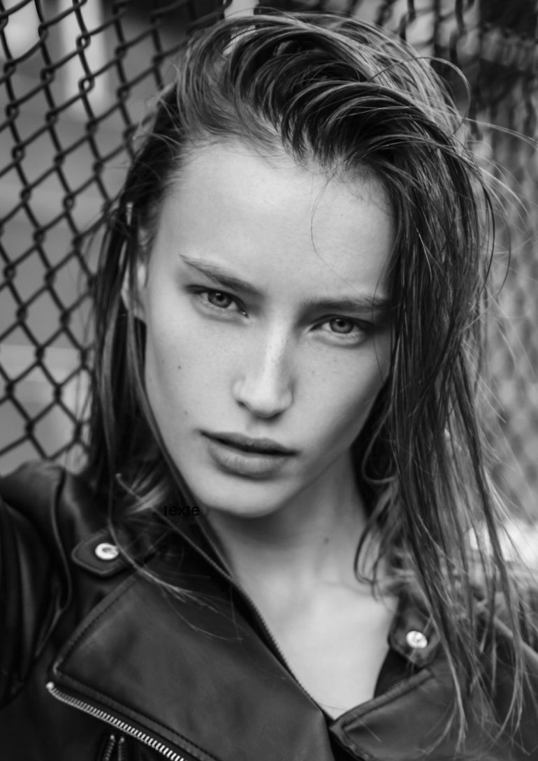 Valeria Miro book photo