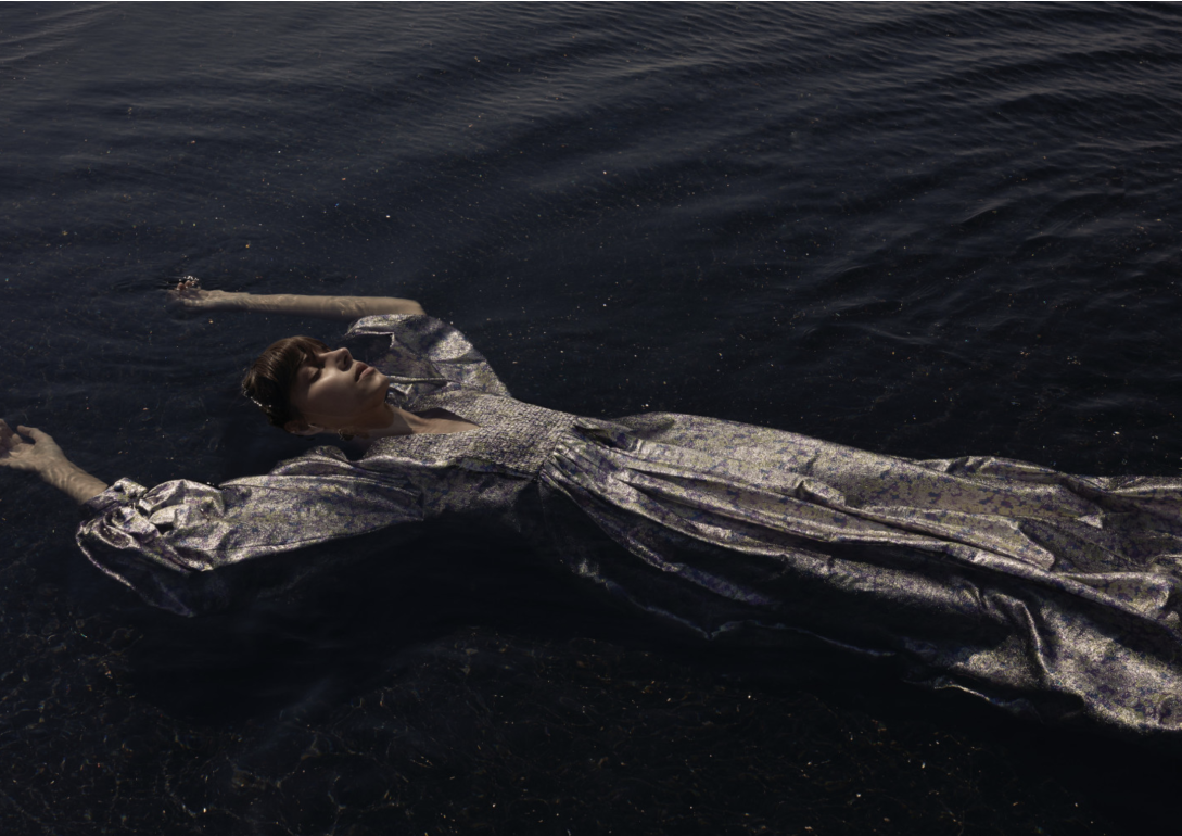 Amelia Roman book photo