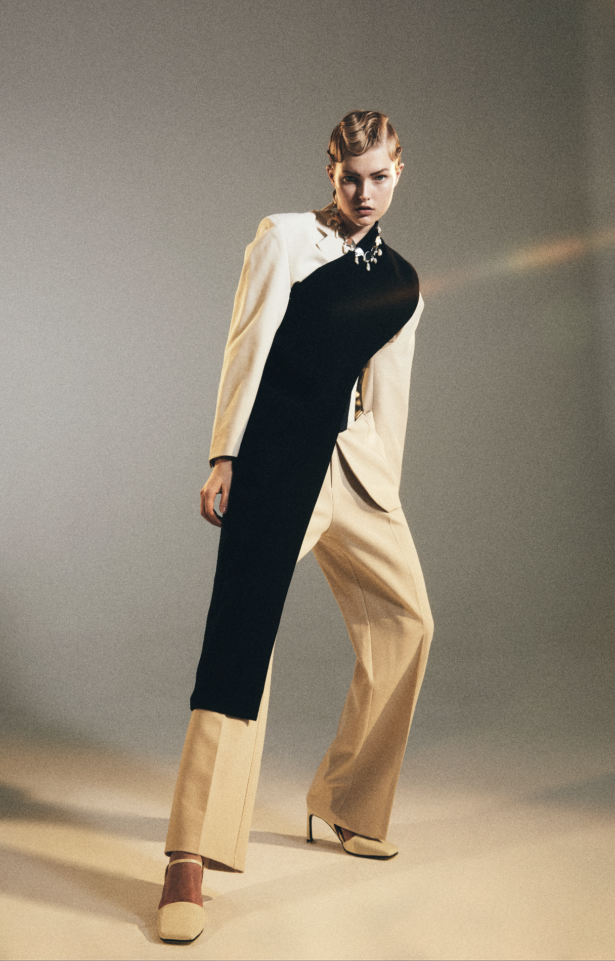 Zuzanna for Elle March news photo