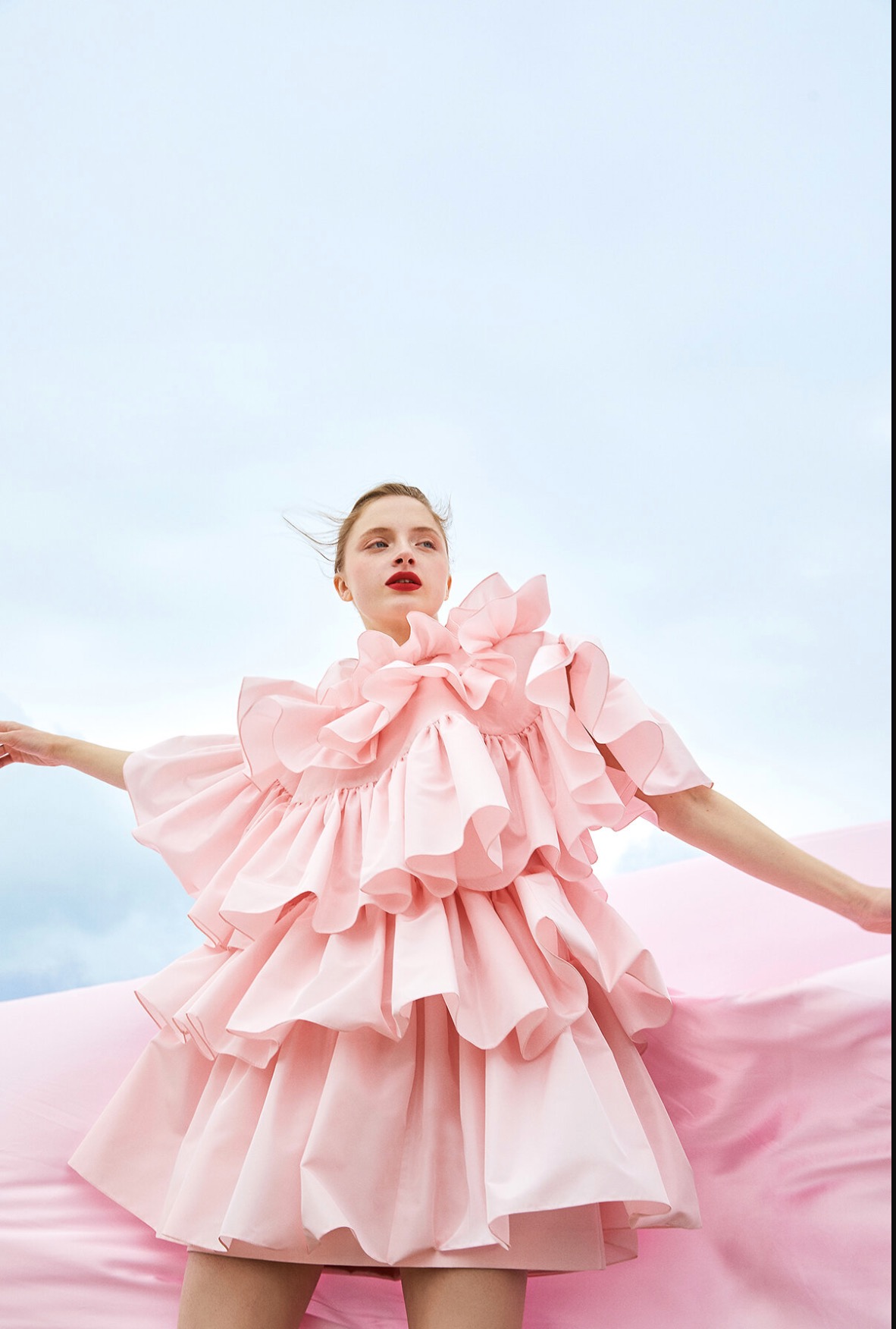 Marta Viidas for Nihan Peker SS’21 news photo