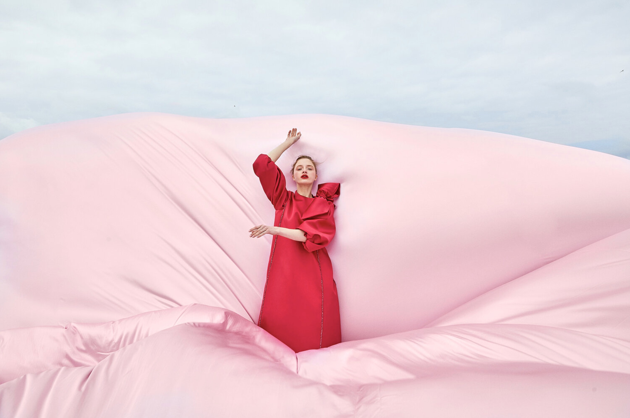Marta Viidas for Nihan Peker SS’21 news photo
