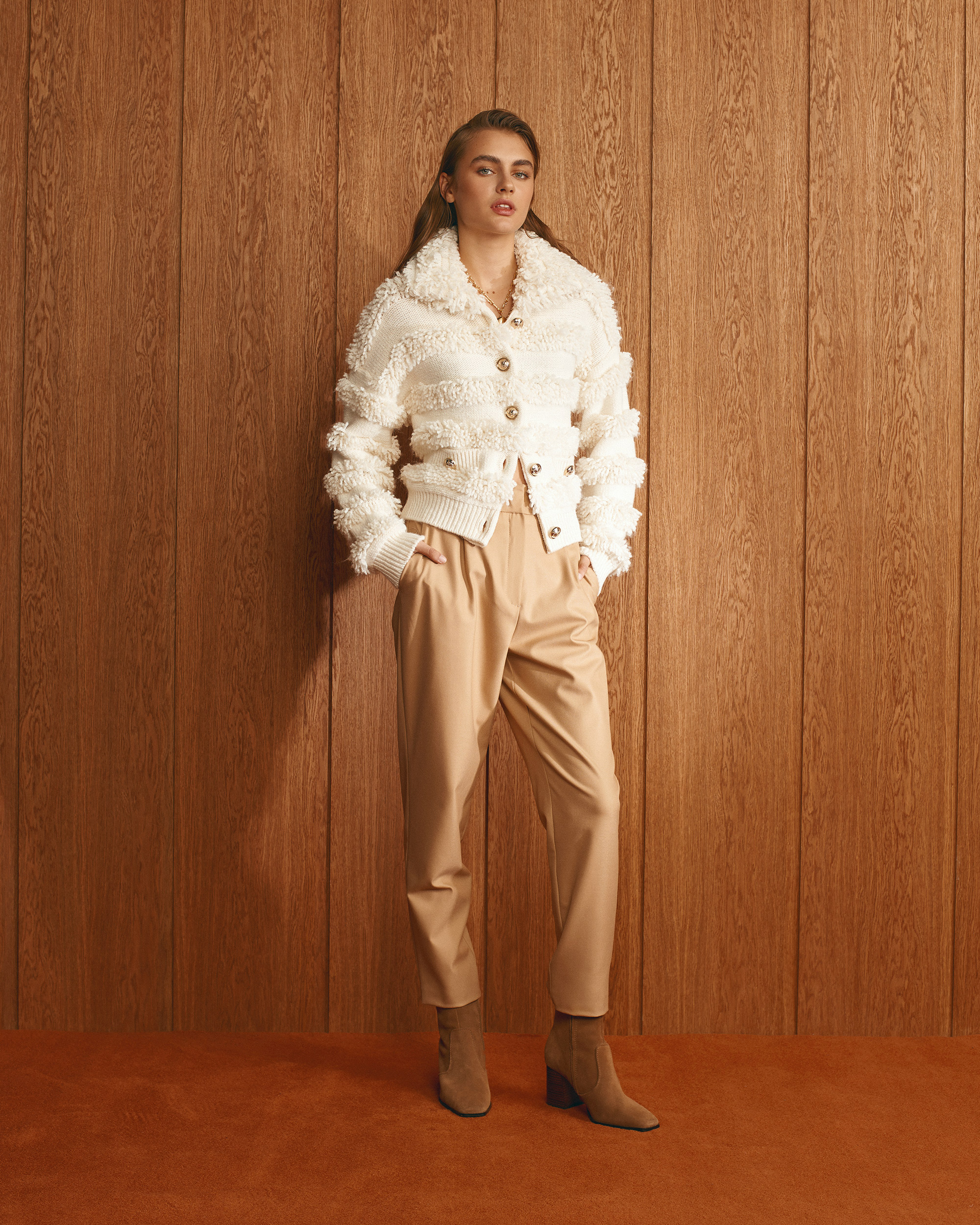 Victoria Vedi for Dilvin FW’21-22 Campaign news photo