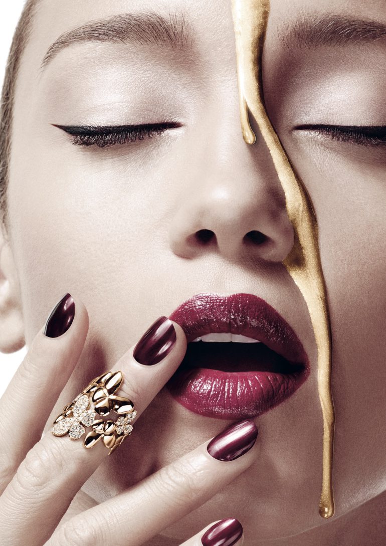 Ebony Anderberg book photo