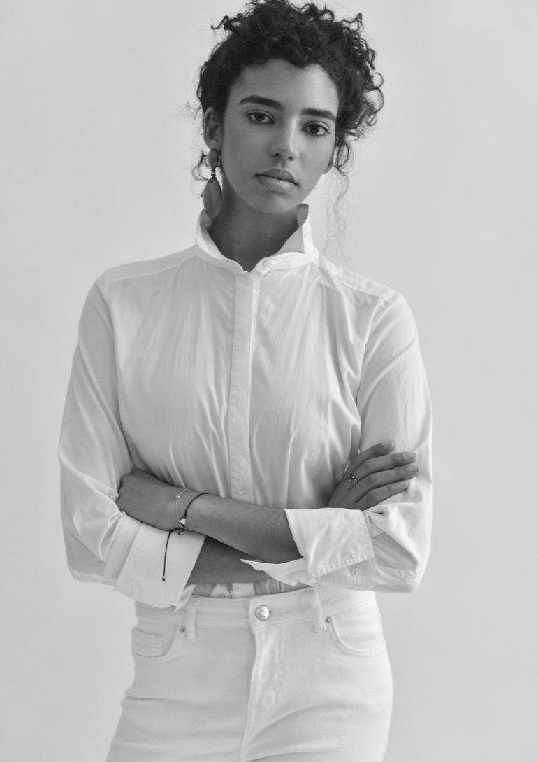 Oumaima book photo