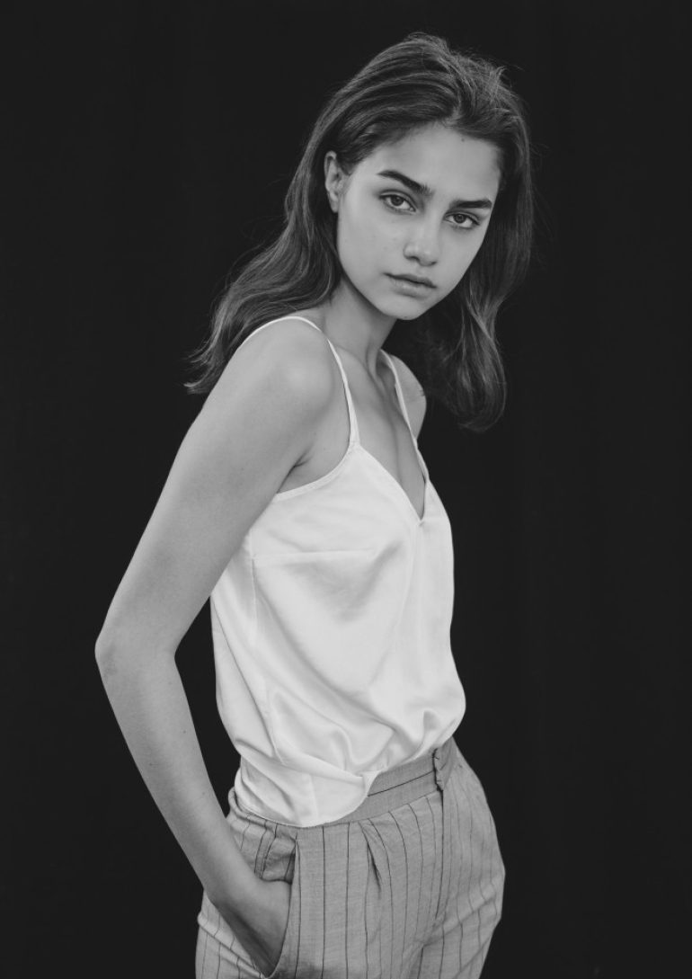 Ana Rossolovich book photo