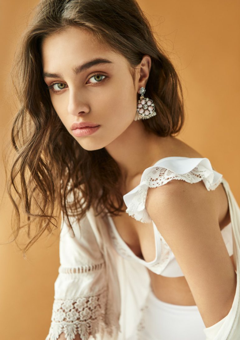 Ana Rossolovich book photo