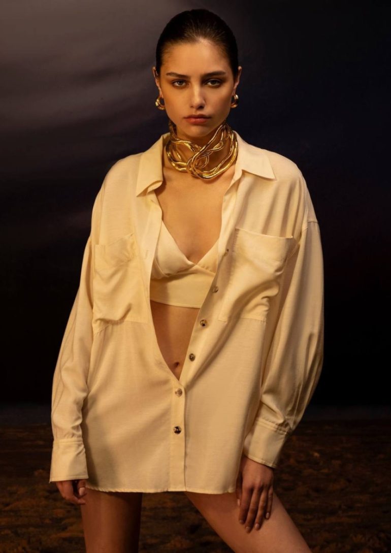 Ana Rossolovich book photo