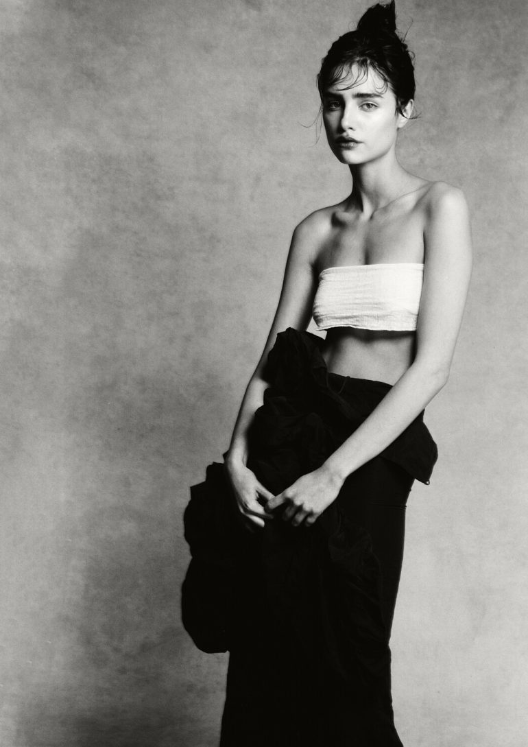 Ana Rossolovich book photo