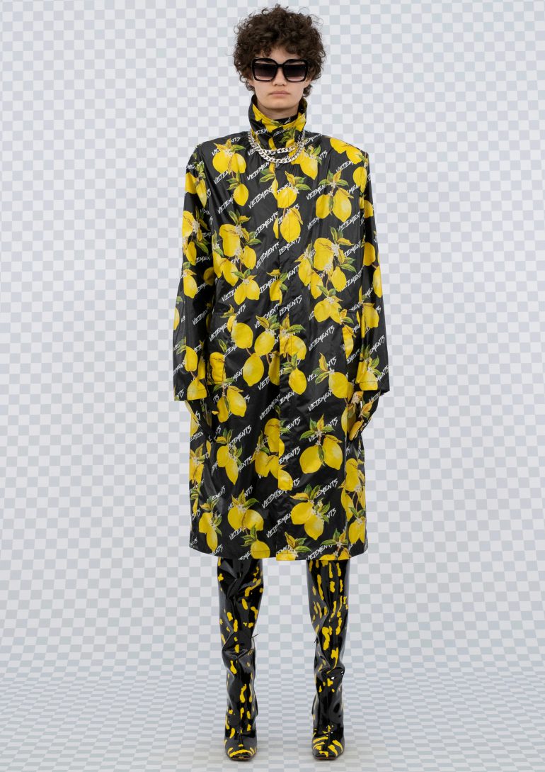 Sveta Black book photo