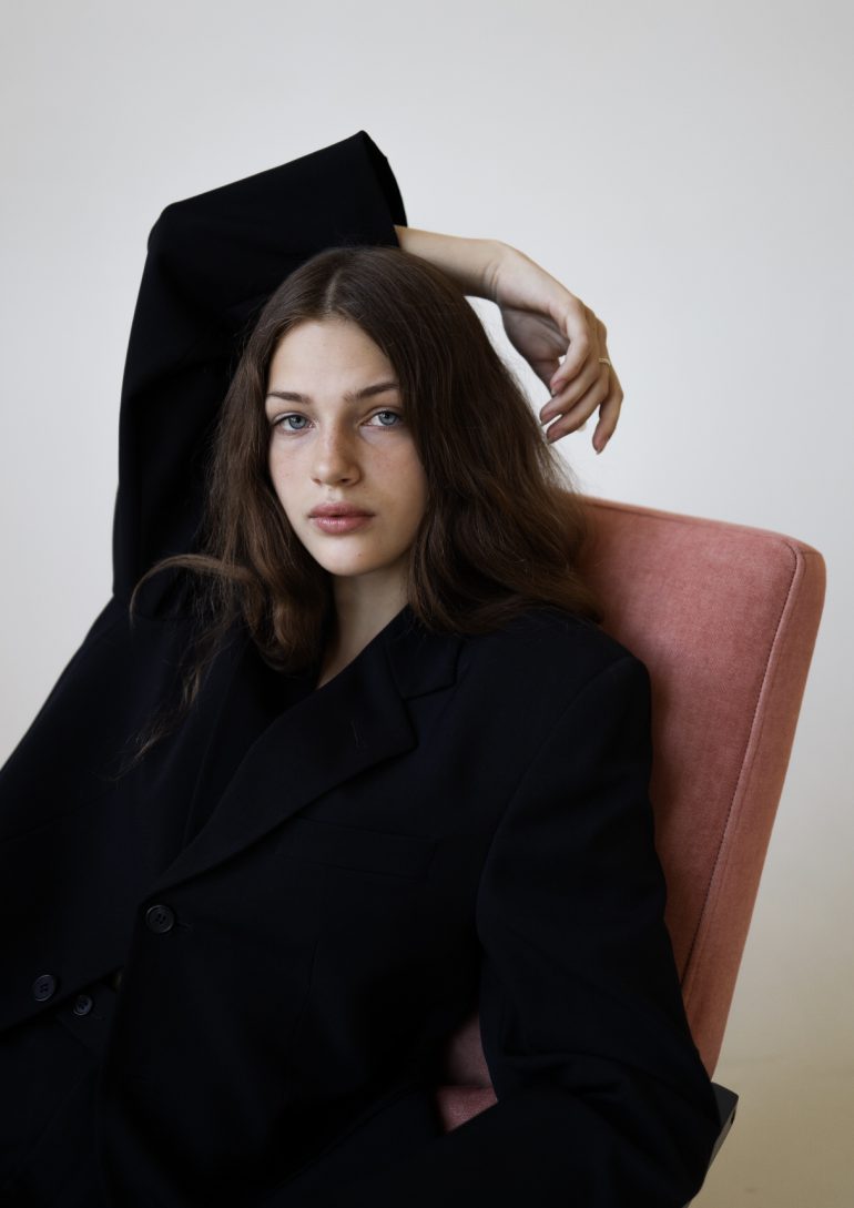 Arisha Nikolashyna book photo