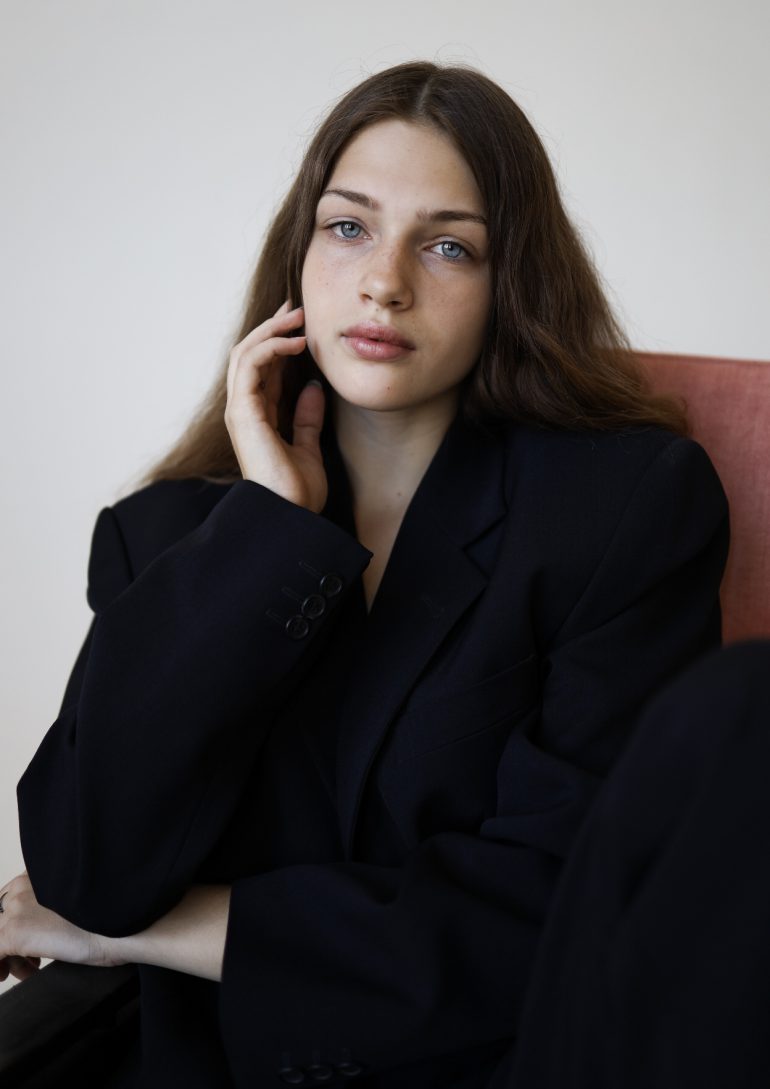 Arisha Nikolashyna book photo