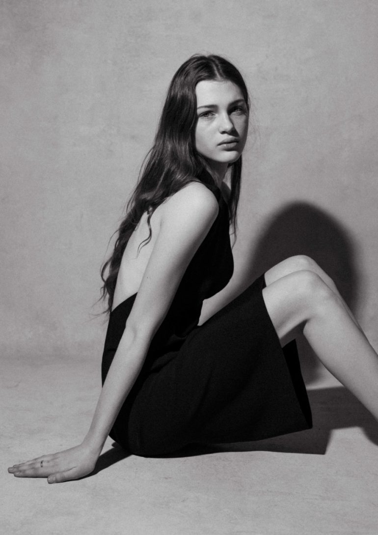 Arisha Nikolashyna book photo