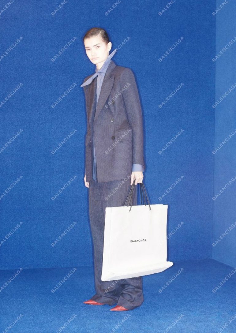 Sveta Black book photo