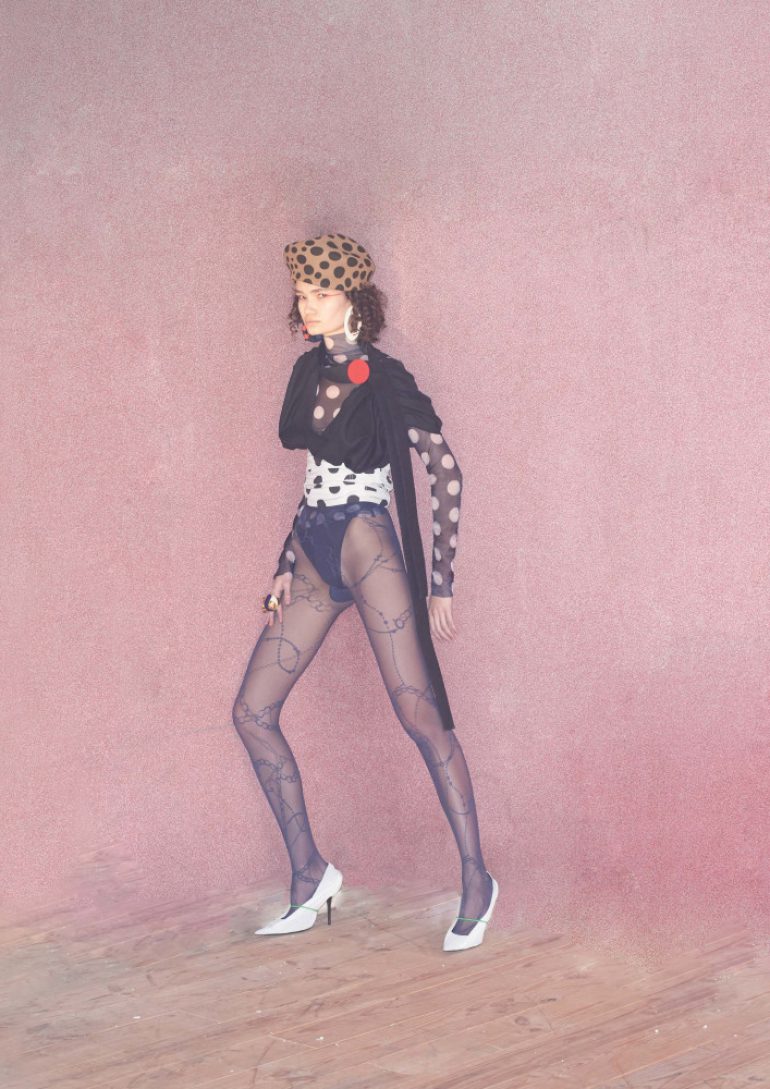 Sveta Black book photo