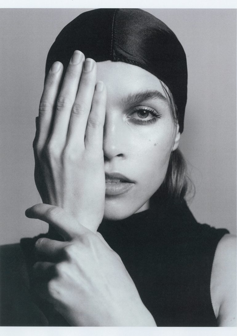 Olivia Aarneo book photo