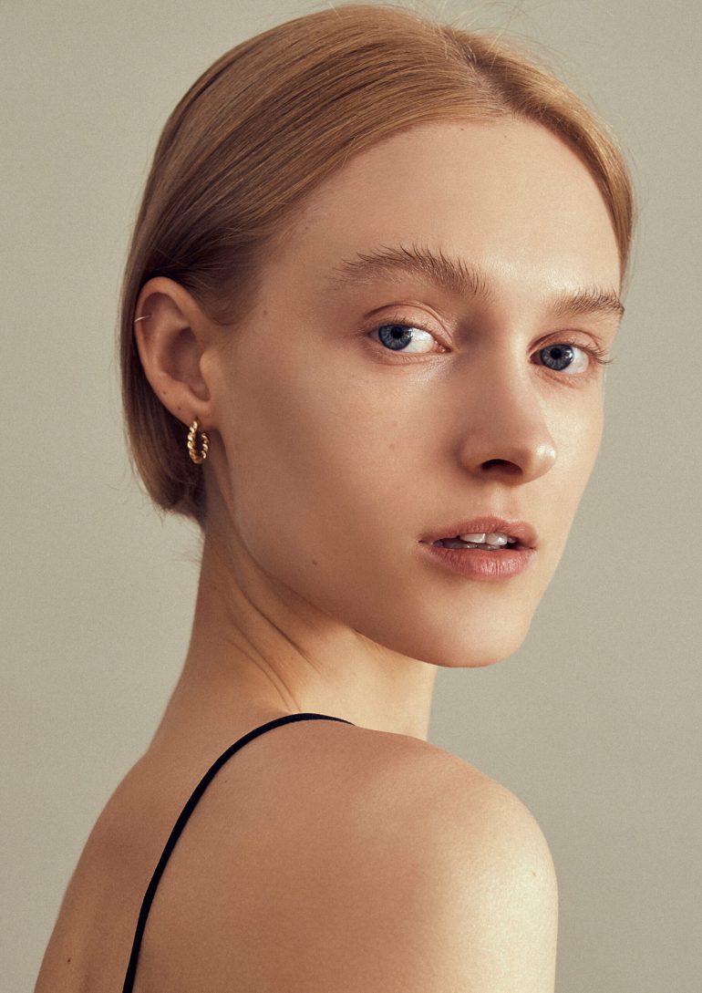 Eliza Kukawska book photo