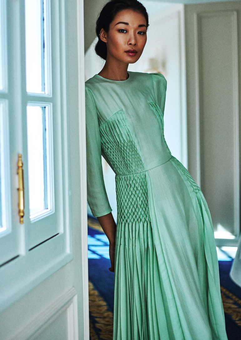 Bibi Sharipova book photo