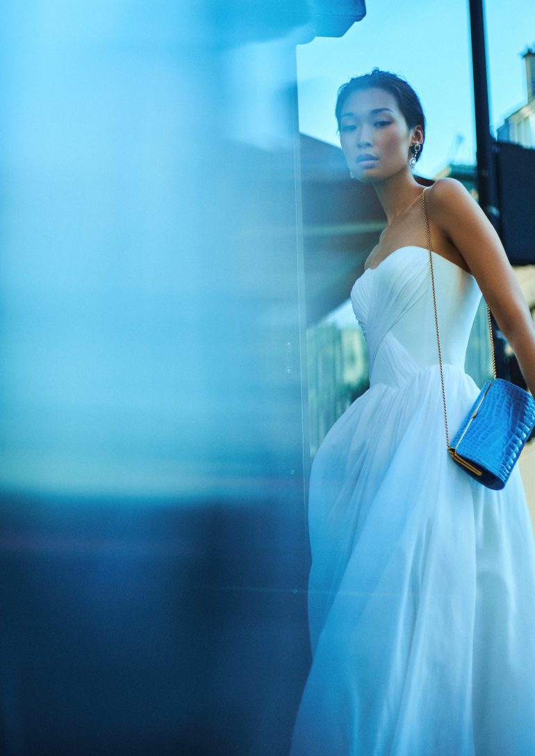 Bibi Sharipova book photo