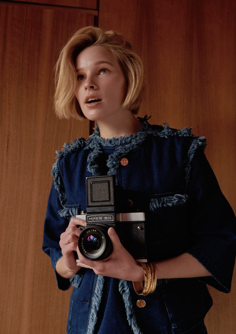 Elya book photo