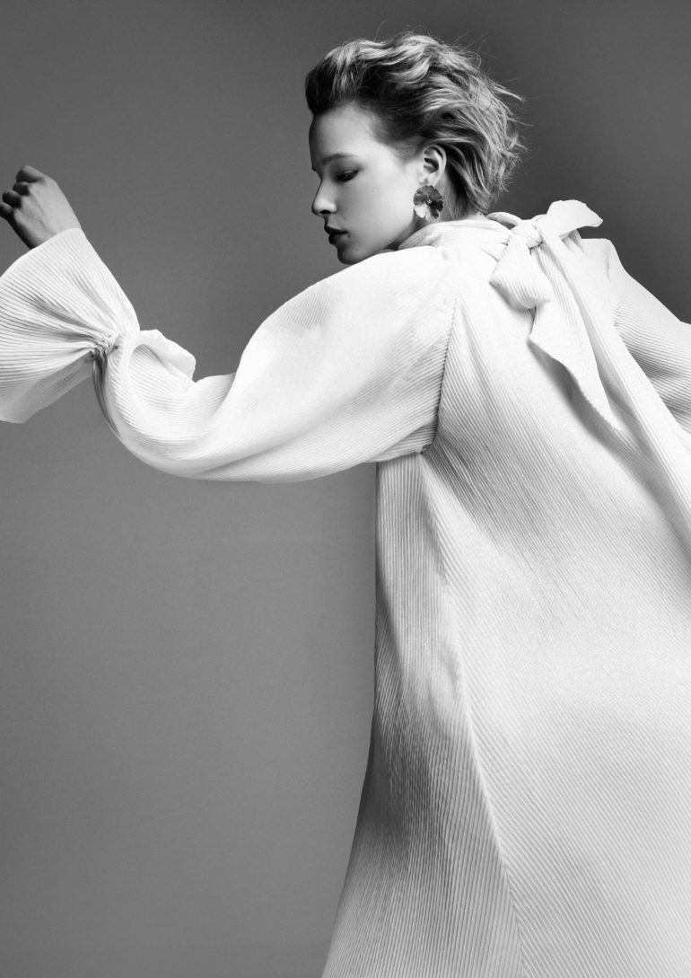 Elya book photo