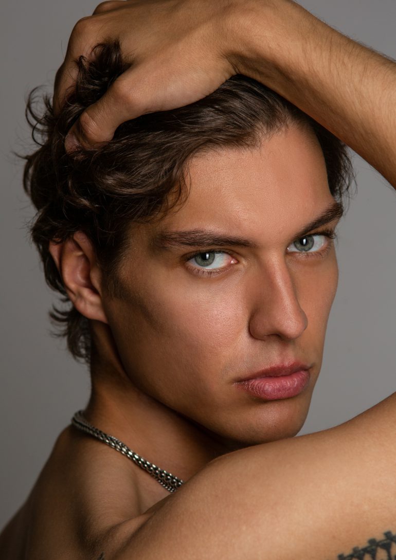 Aleksandr Atlas book photo