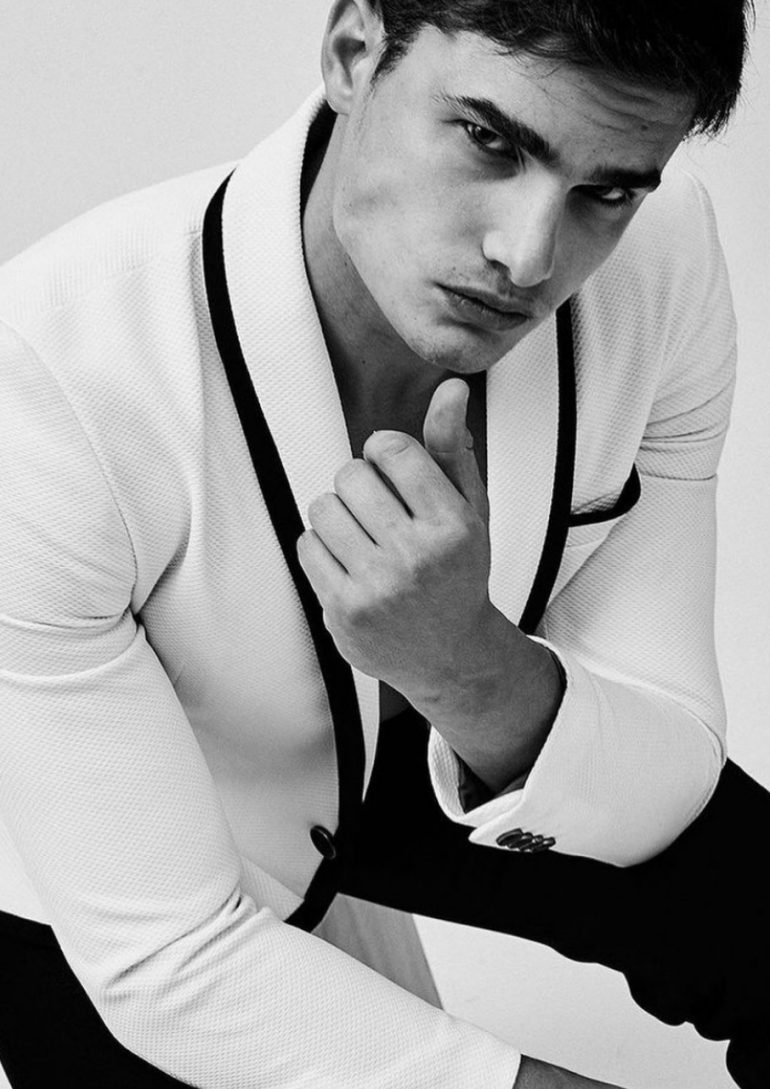 Ignacio Ferrari book photo