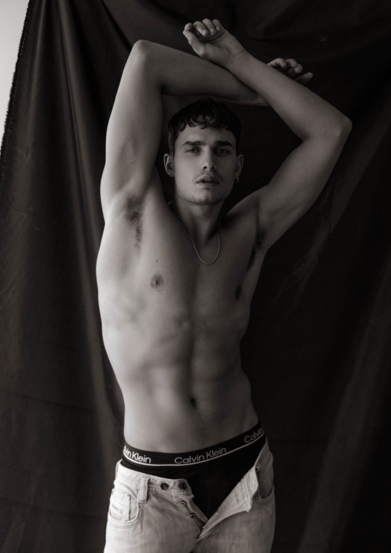 Ignacio Ferrari book photo