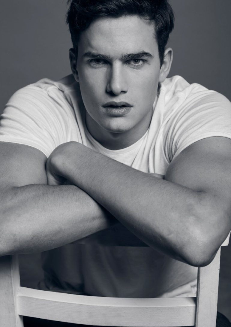 Ignacio Ferrari book photo