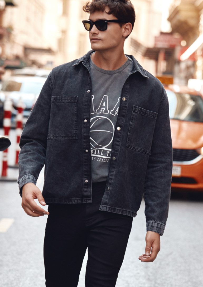 Ignacio Ferrari book photo