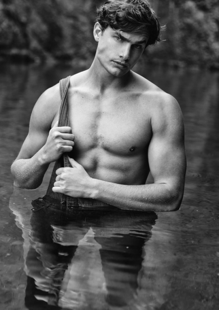 Ignacio Ferrari book photo