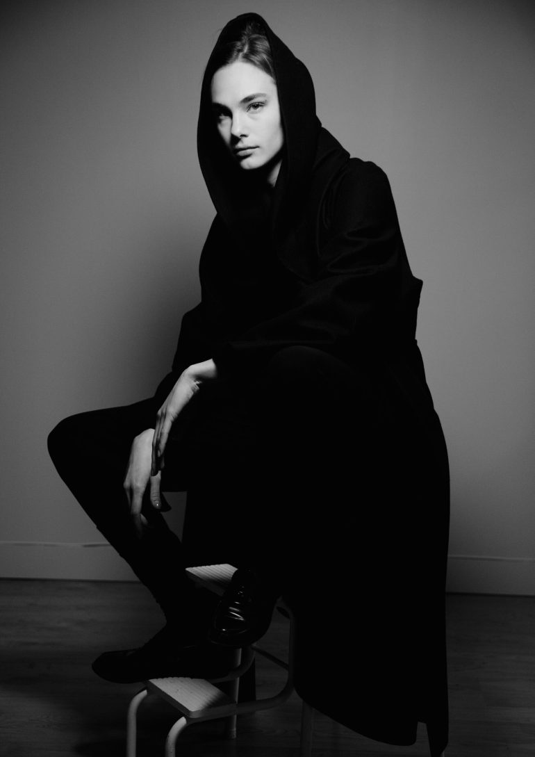 Nicol Apollonio book photo