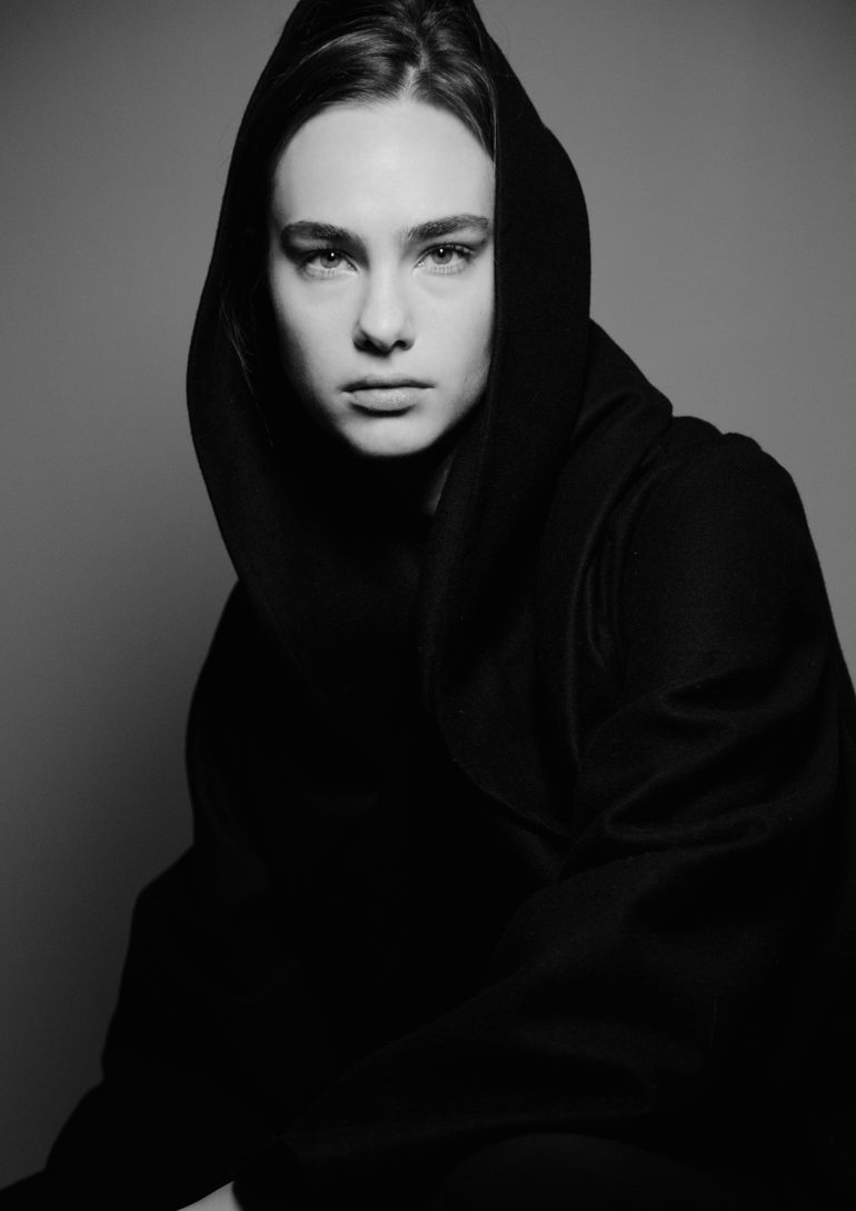 Nicol Apollonio book photo