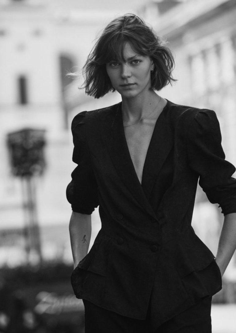 Bree Naumowicz book photo