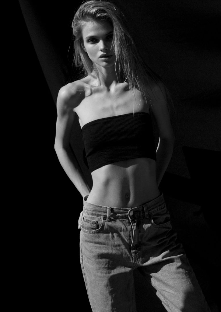 Dasha Khlystun book photo