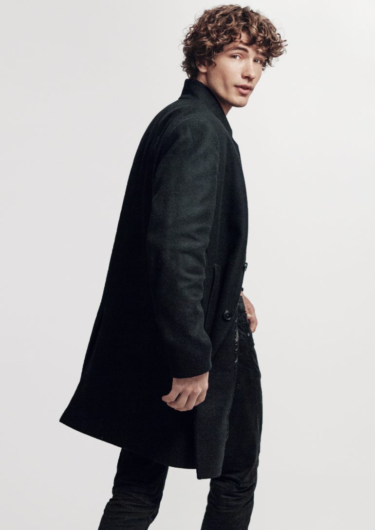Ilya Romanov book photo