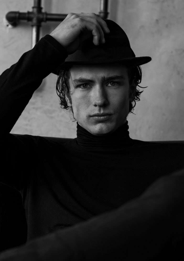 Ilya Romanov book photo