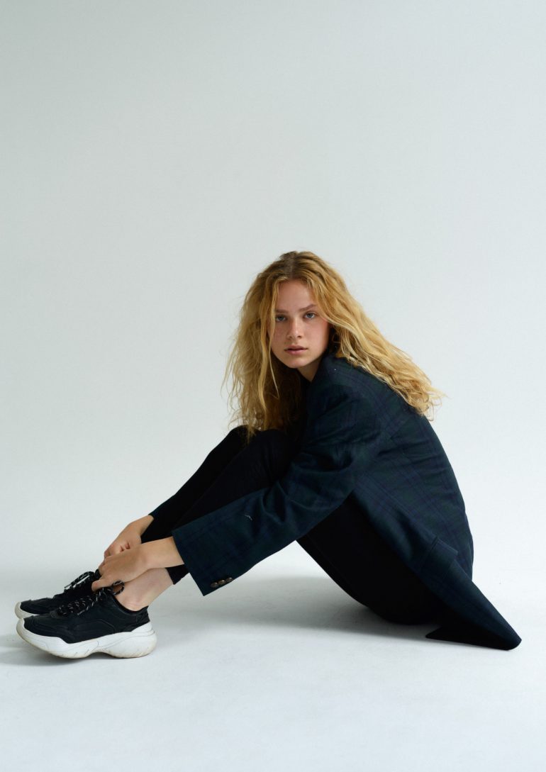 Manna Serdian book photo