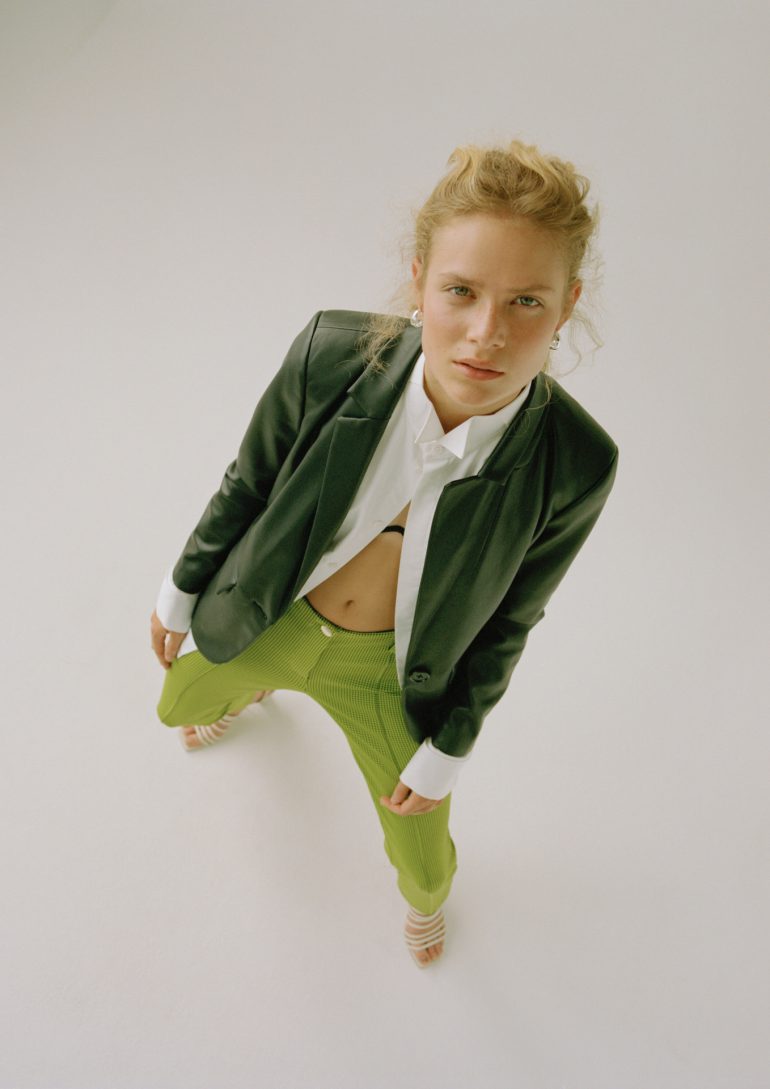 Manna Serdian book photo