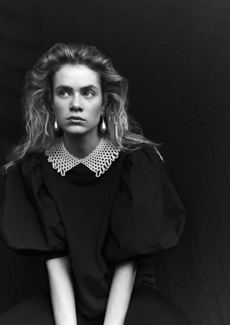 Manna Serdian book photo