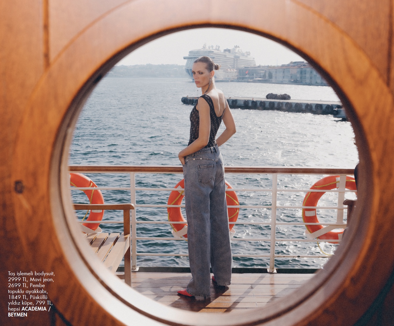 Esther Heesch for Elle October’22 Issue news photo