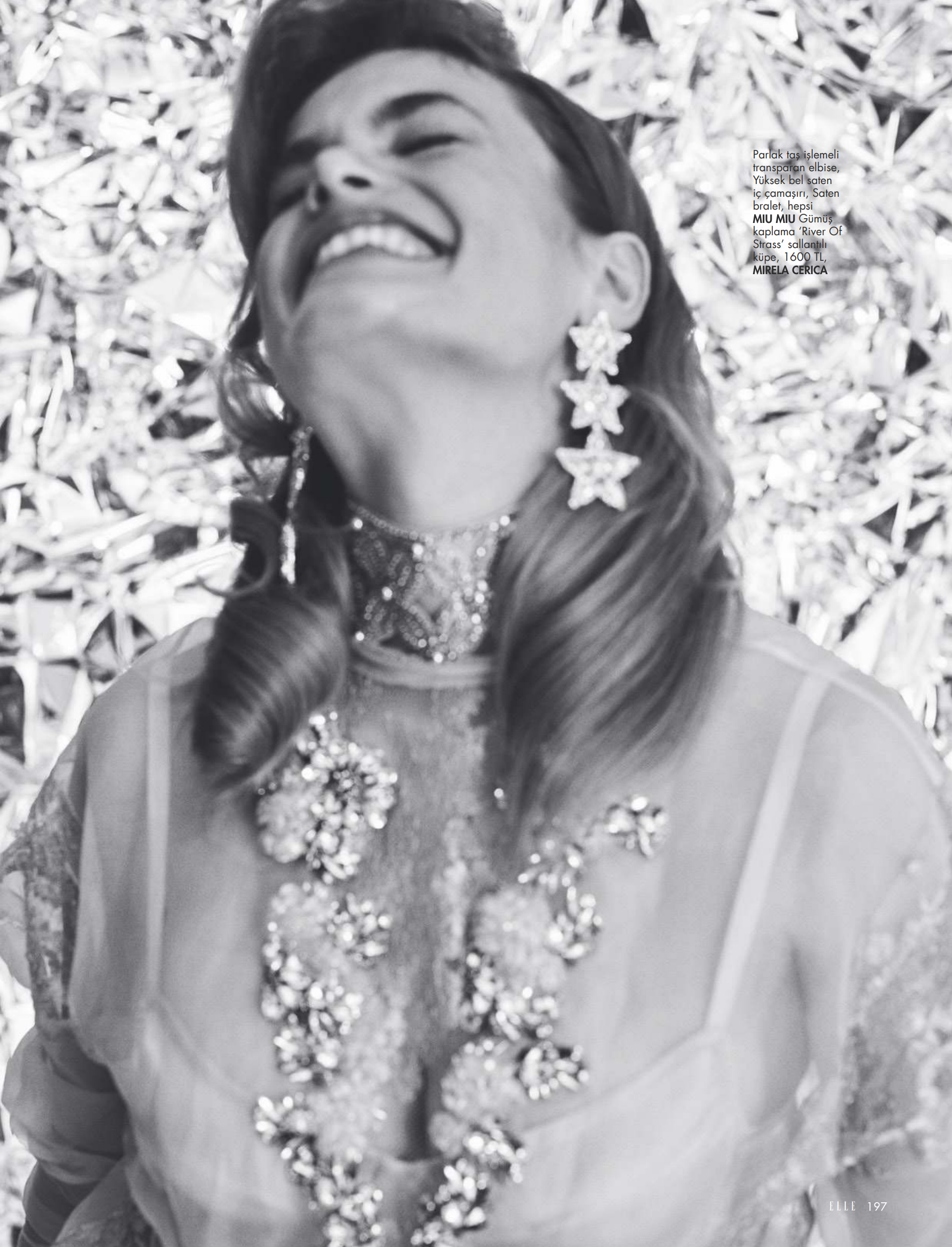 Roos Van Nieuwkerk for Elle December Issue news photo