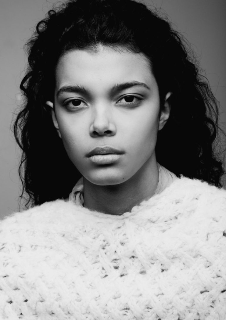 Livia Eduarda book photo